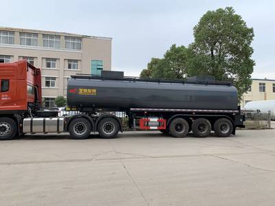 凈水劑罐車 40噸凈水水劑罐車, 鋼襯塑污水處理劑罐車工廠定制